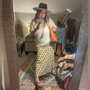 🌻LNC LulaRoe Maxi Skirt Yellow Daisy Print Flowy Boho Style Size XS 🌻